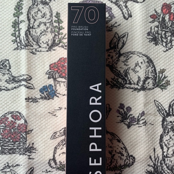 New Sephora Collection PRO Foundation Brush (No. 70) - Picture 8 of 9